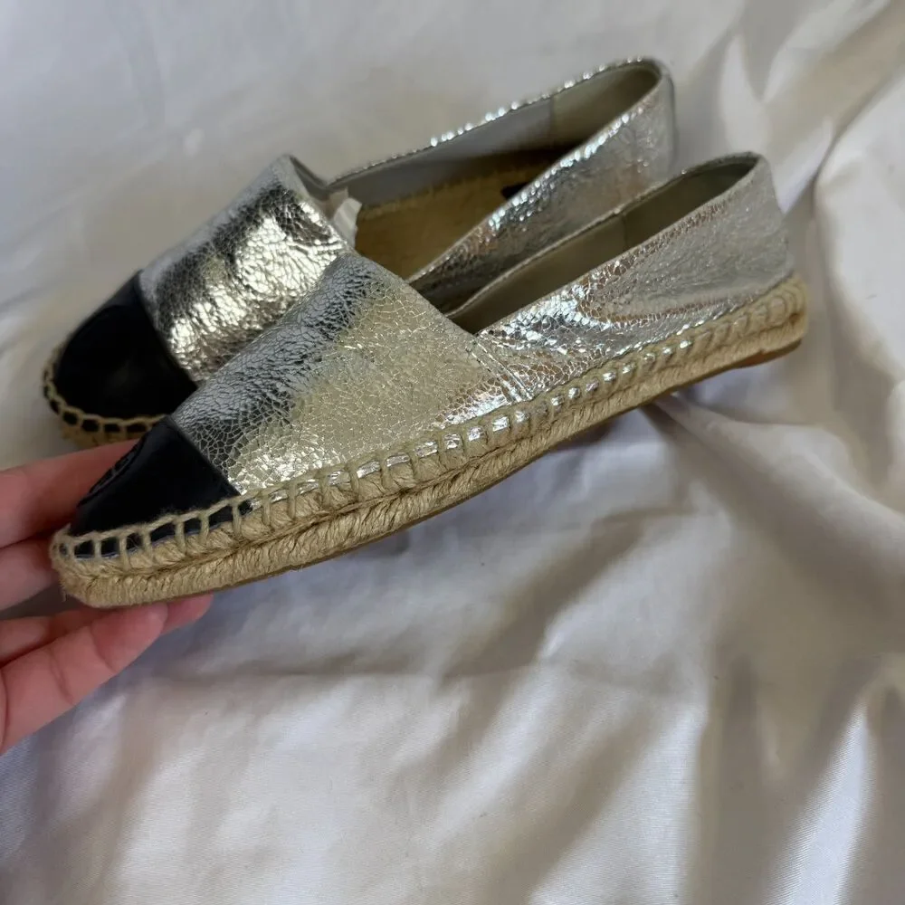 Tory Burch Espadrilles Silver Metallic Black Leather Cap Toe Flats Size 5.5